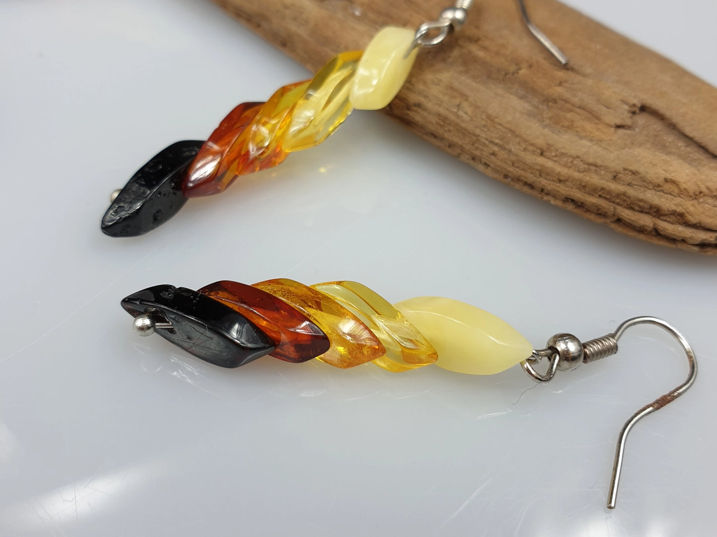 Boucles d’Oreilles en Ambre Serpent