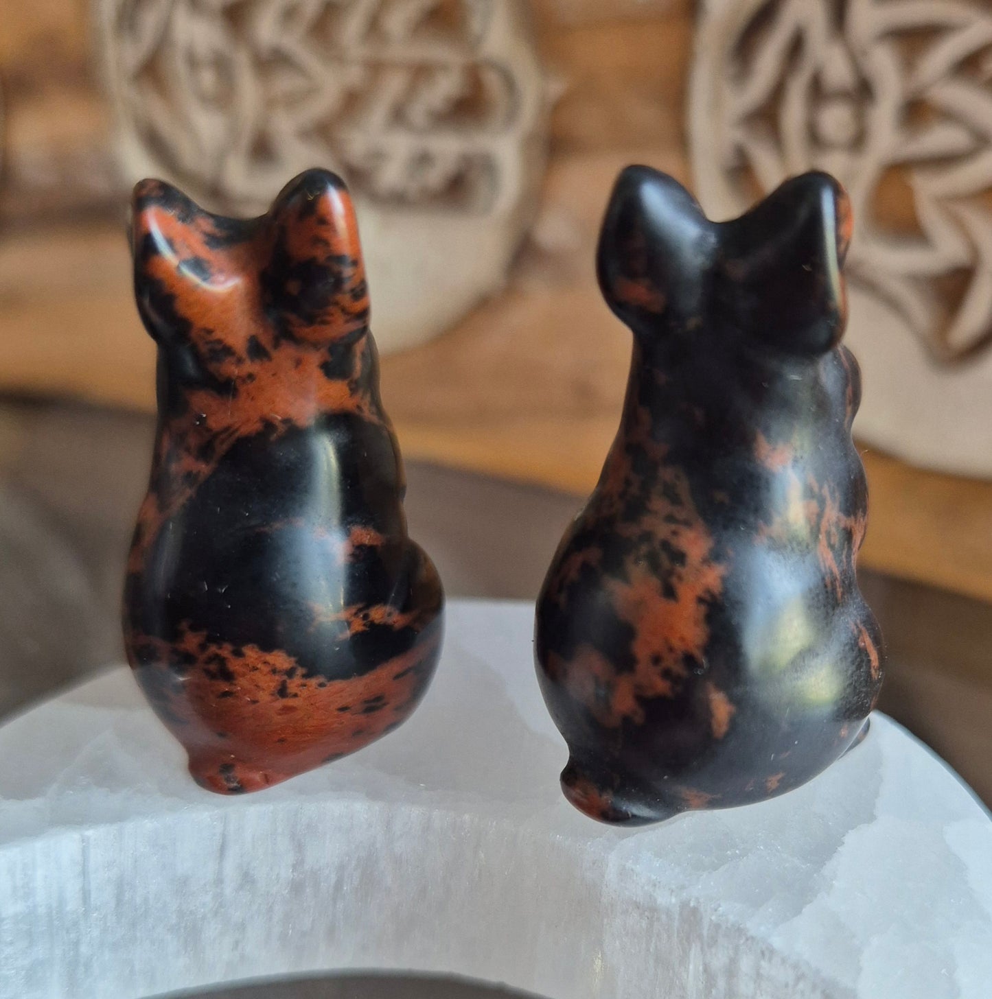 Figurine Lapin Obsidienne Rouge