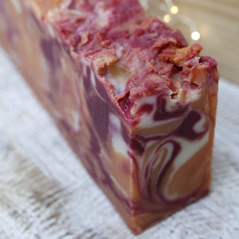 Savon Artisinal Santal et Huiles Végétales