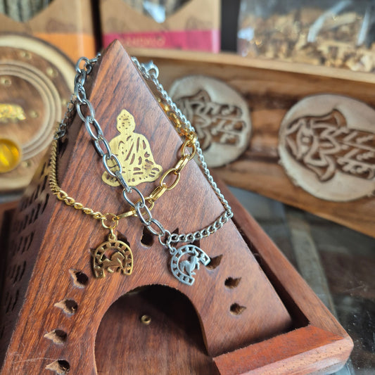 Bracelet Fer a Cheval et Cheval