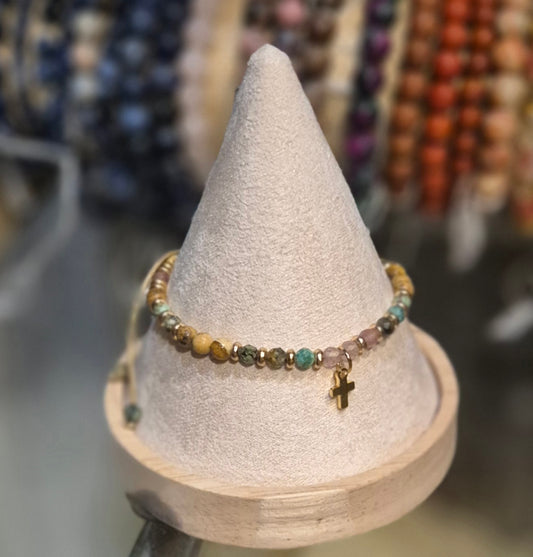 Bracelet Fin en Pierres Naturelles avec Petite Croix
