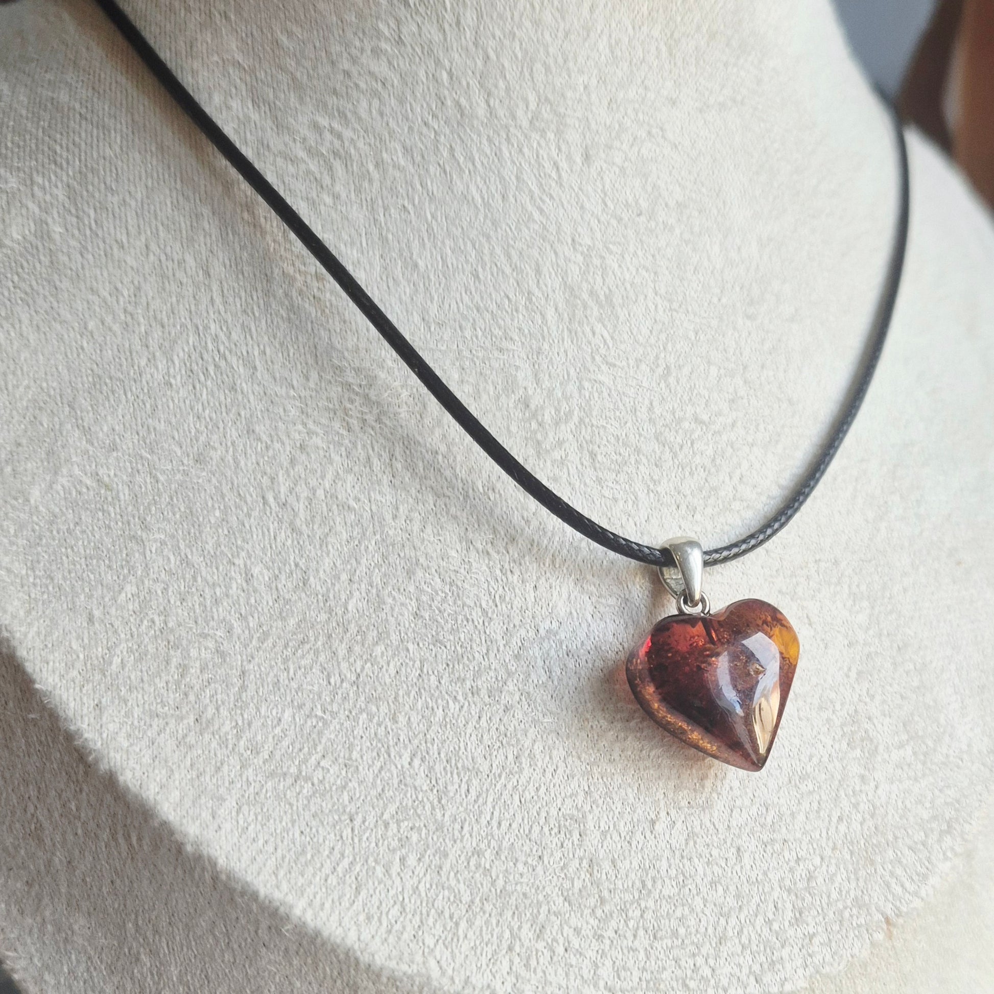 Pendentif Coeur en Ambre Baltique - Zenencens