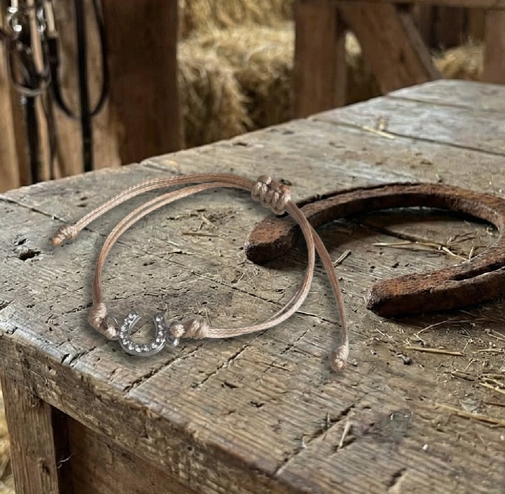 Bracelet Cordon Fer à Cheval et Strass