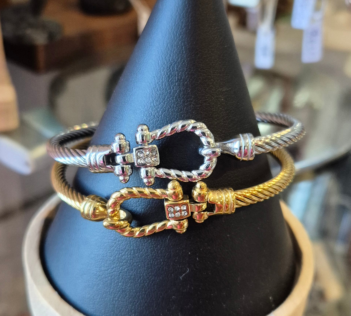 Bracelet Jonc Fer a Cheval et Strass