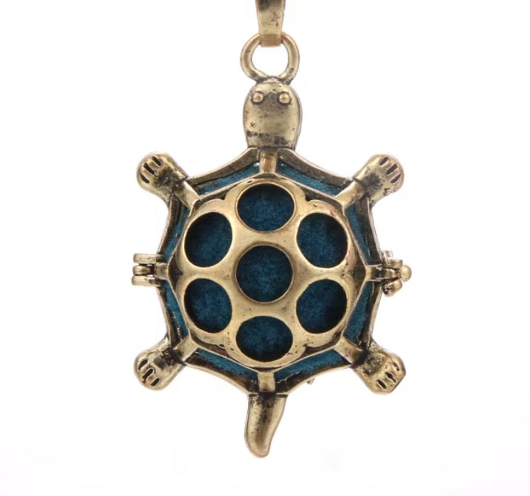 Collier Sphere Diffuseur Tortue Antique