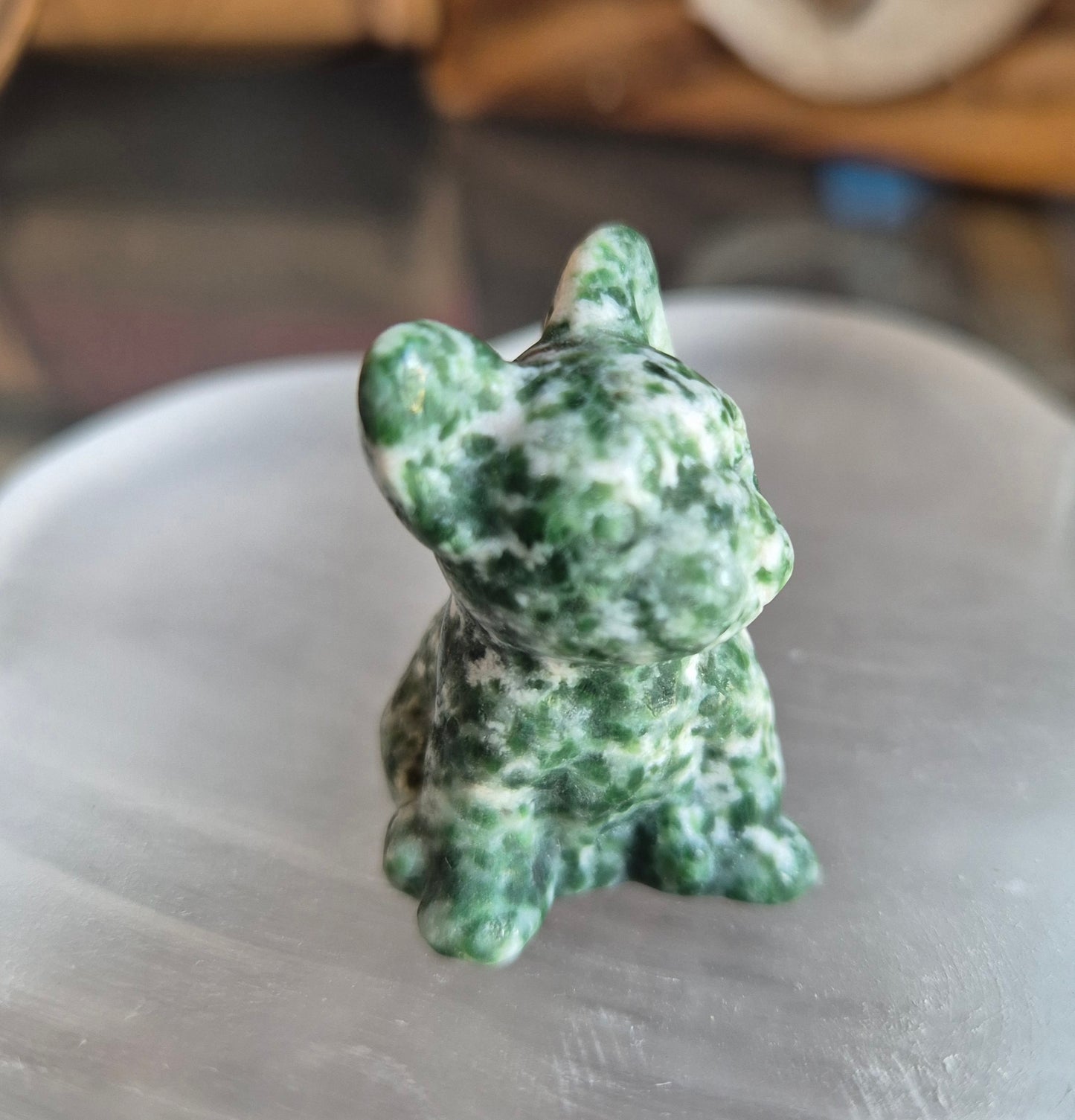 Figurine Bulldog Agate Arbre