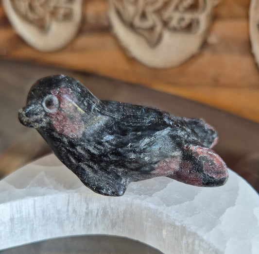 Figurine Phoque en Grenat Rouge