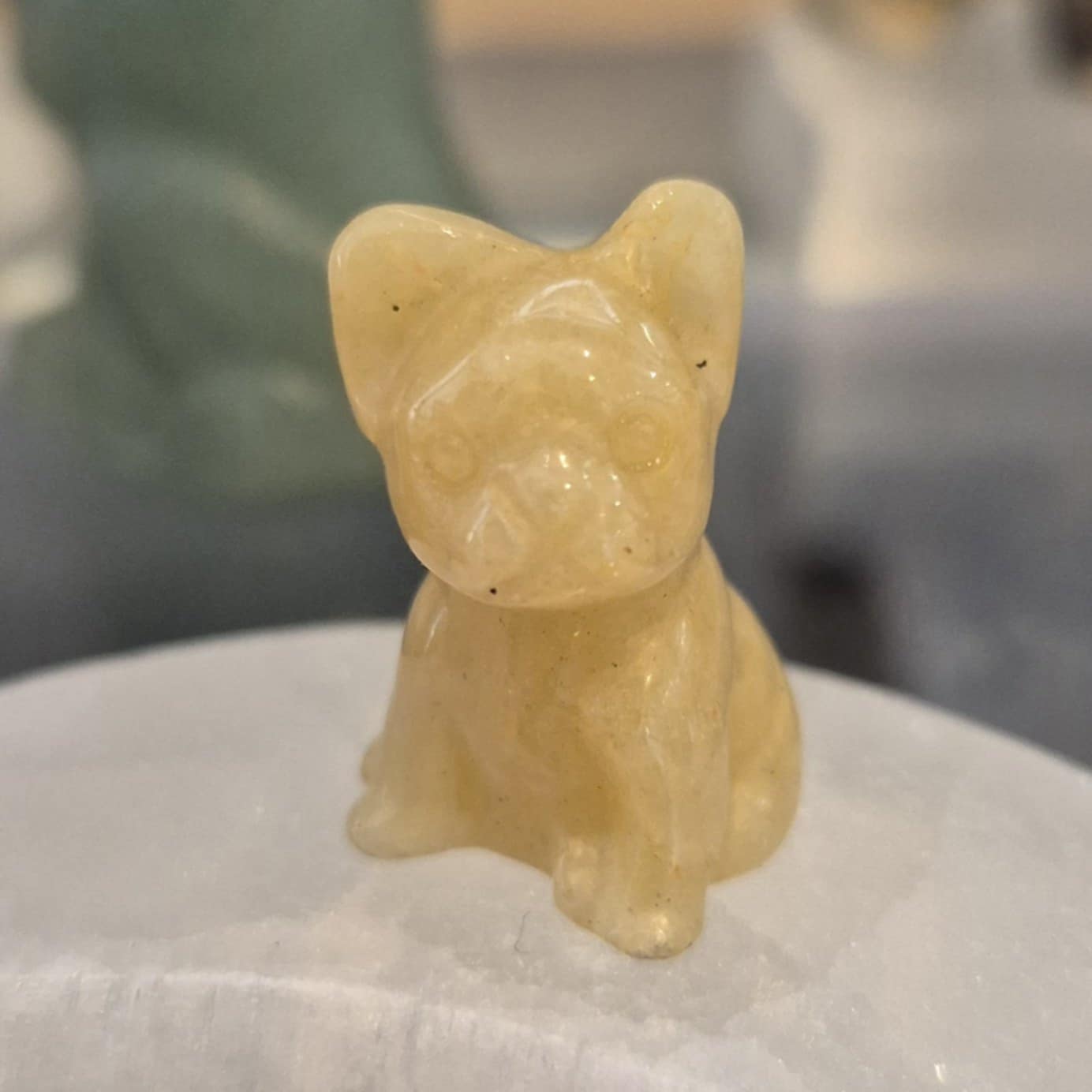 Figurine Mini Bulldog Jade Jaune