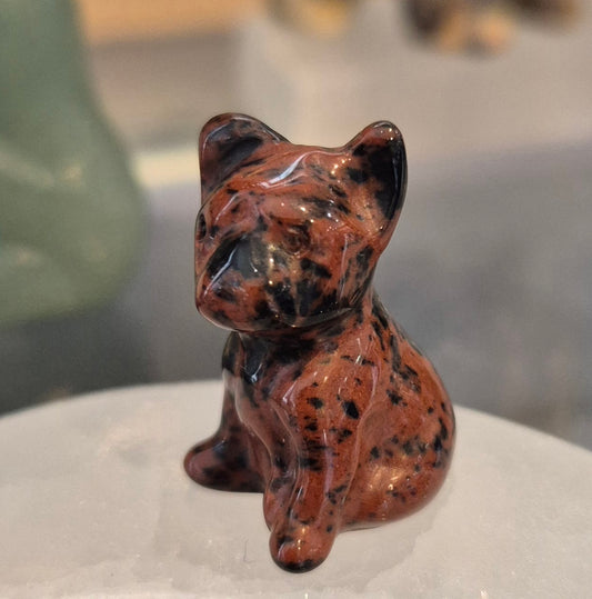 Figurine Mini Bulldog Obsidienne Rouge