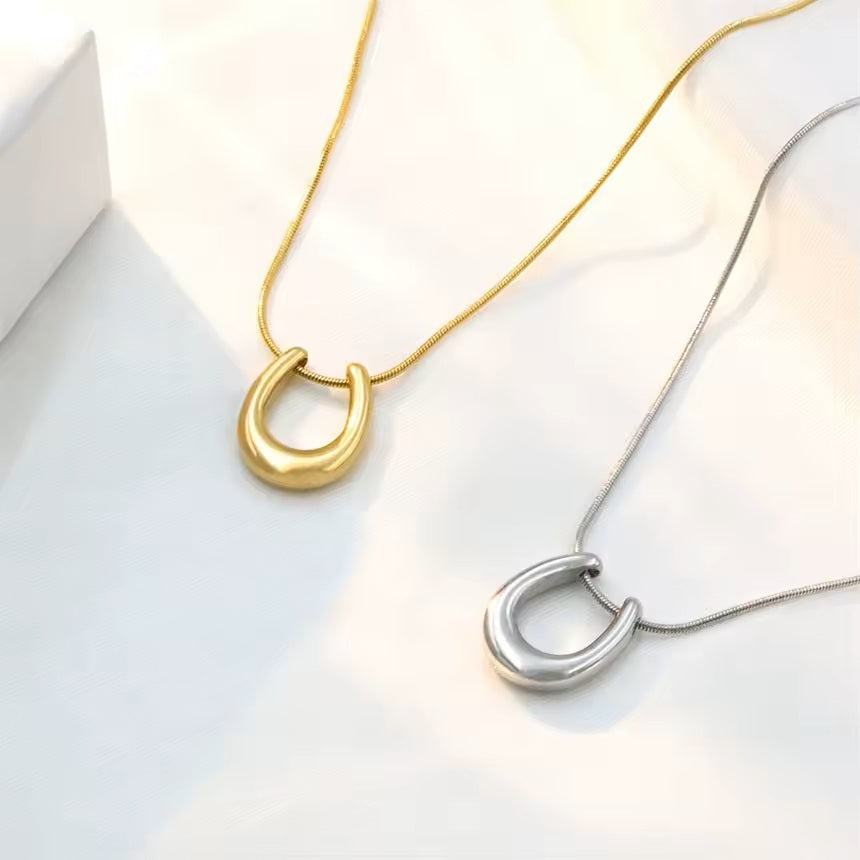 Pendentif Fer de Cheval Inox