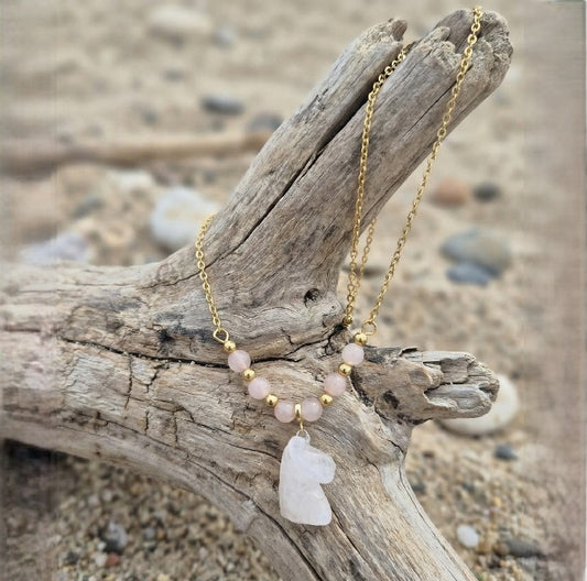 Collier Cheval en Quartz Rose - Harmonie & Douceur