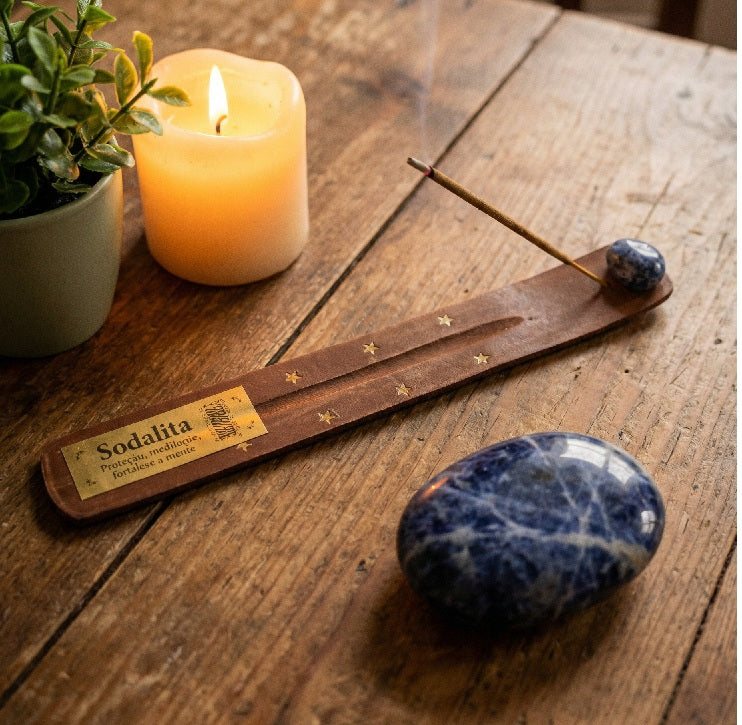 Porte-Encens en Bois avec Galet Sodalite